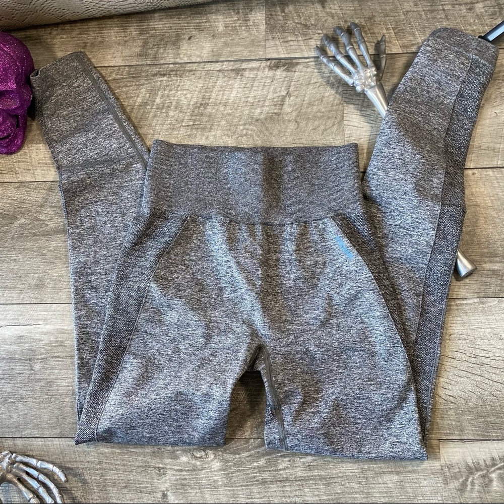 Gymshark grey workout leggings